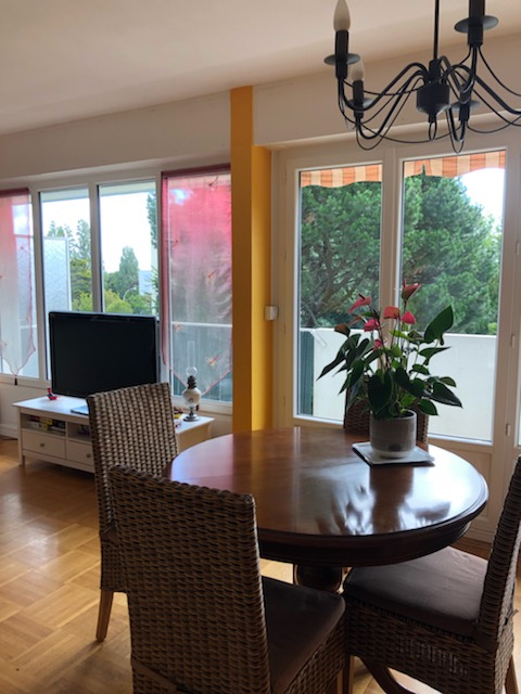 Appartement T4 rénové et tres lumineux